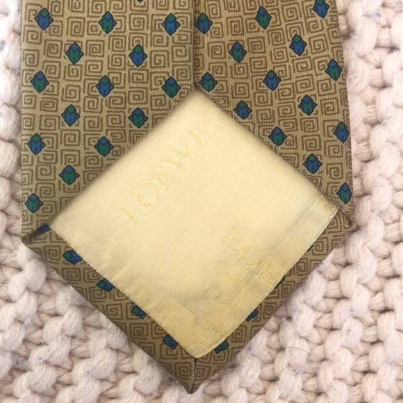 Loewe Luxury Designer Silk Patterned Tie - Picture 5 of 7